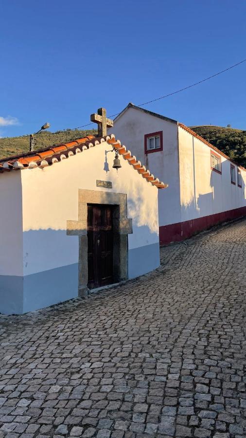 My Grandmas A casa das avós Vale de Figueira Exterior foto